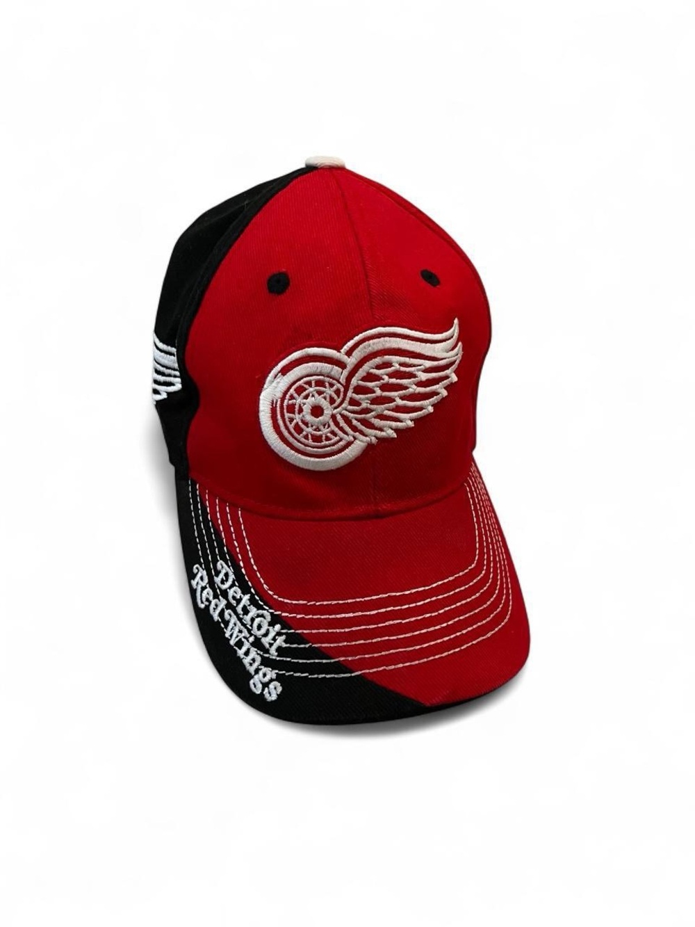 Vintage Detroit Red Wings Red & Black Logo Cap